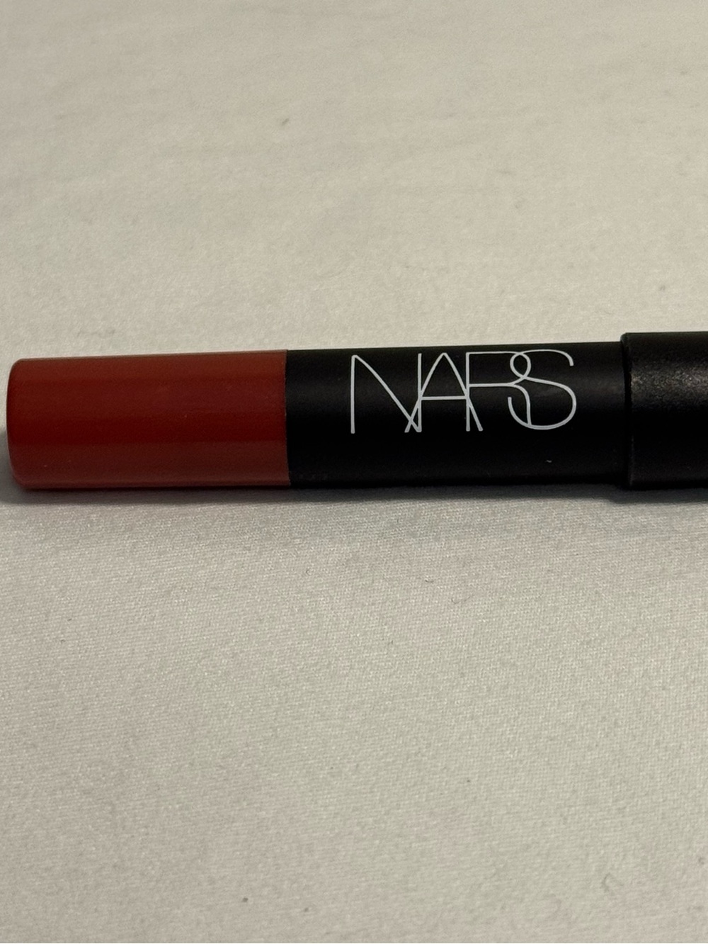 New In Box 0.06 Oz Sample Size Nars Velvet Matte Lip Pencil Crayon Dolce Vita